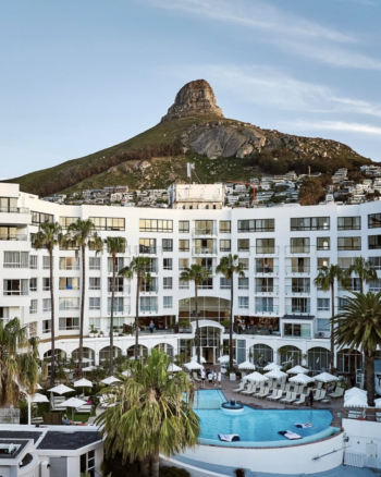 4 Star Hotel, Bantry Bay